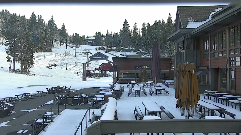 Northstar - Mid-Mountain Day Lodge Webcam Image