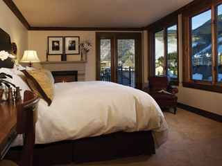 Suite Bedroom